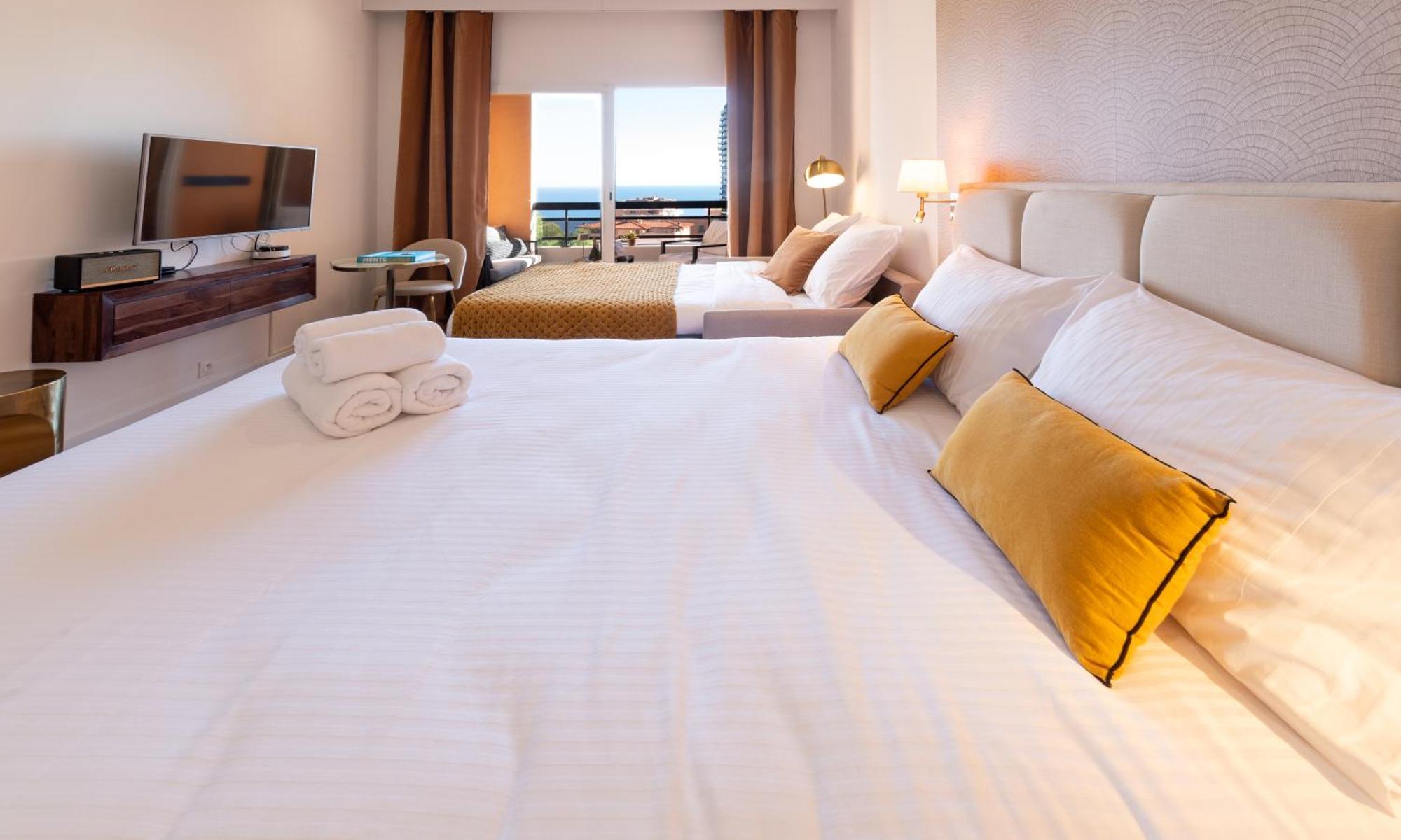Monaco Border Luxury Suite - Sea View - Pool ボーソレイユ エクステリア 写真