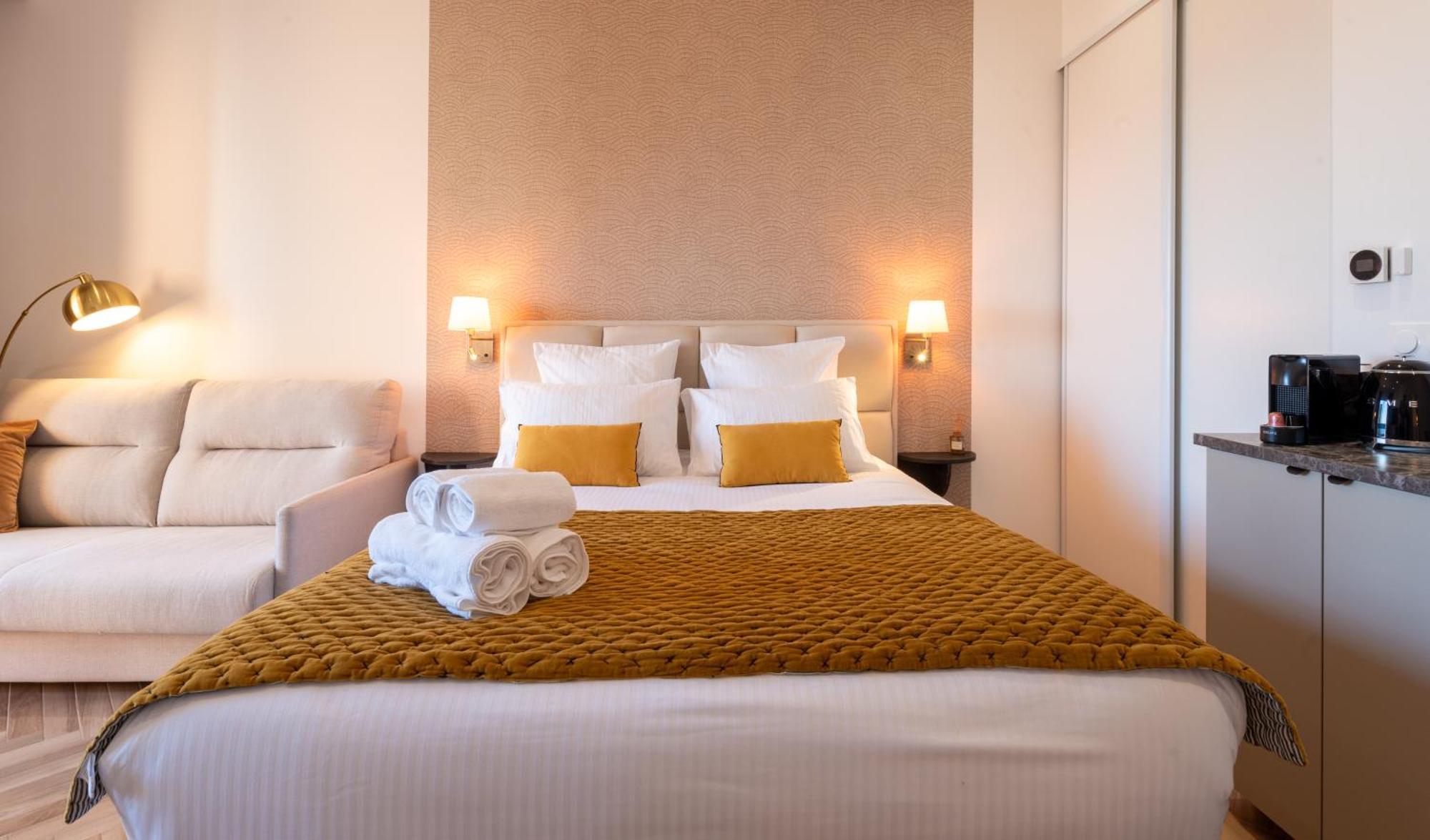 Monaco Border Luxury Suite - Sea View - Pool ボーソレイユ エクステリア 写真